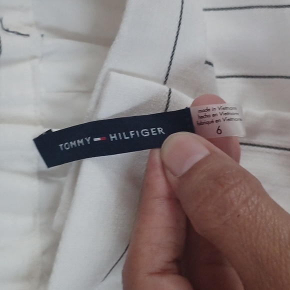 Tommy Hilfiger Wpmen' Striped Black White  Elastic Back Waist Dress Pants size 6 - Picture 6 of 12